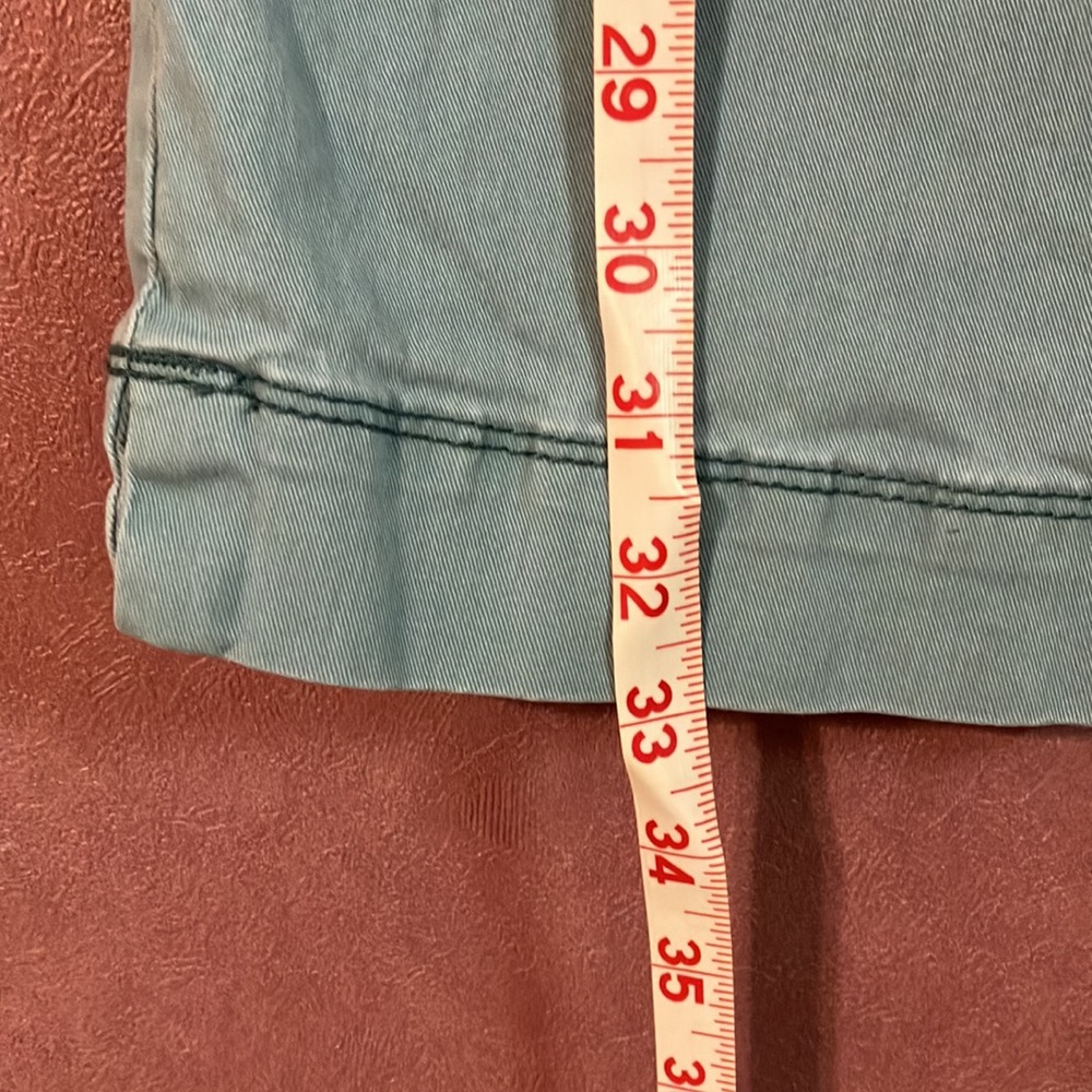 Classic Fit Light Blue Jeans. 2 small stains, barely visible. - Picture 8 of 8
